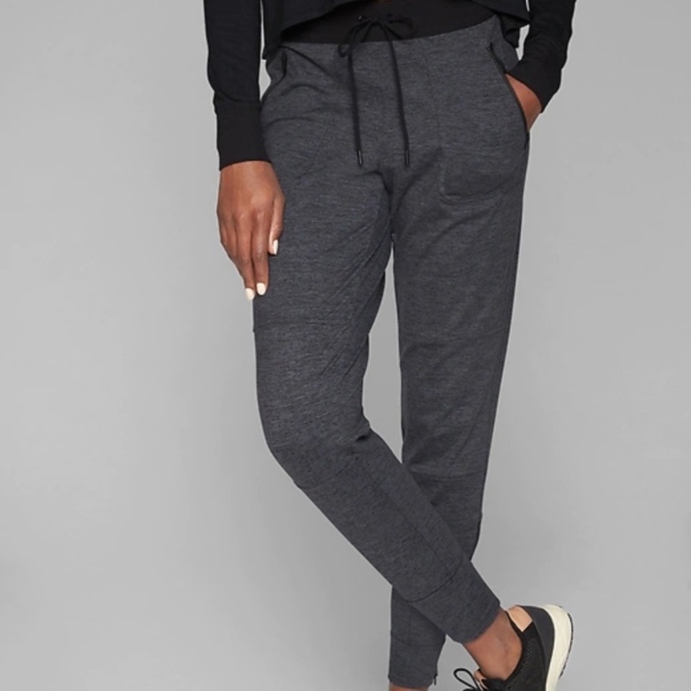 Athleta Flux Street Jogger